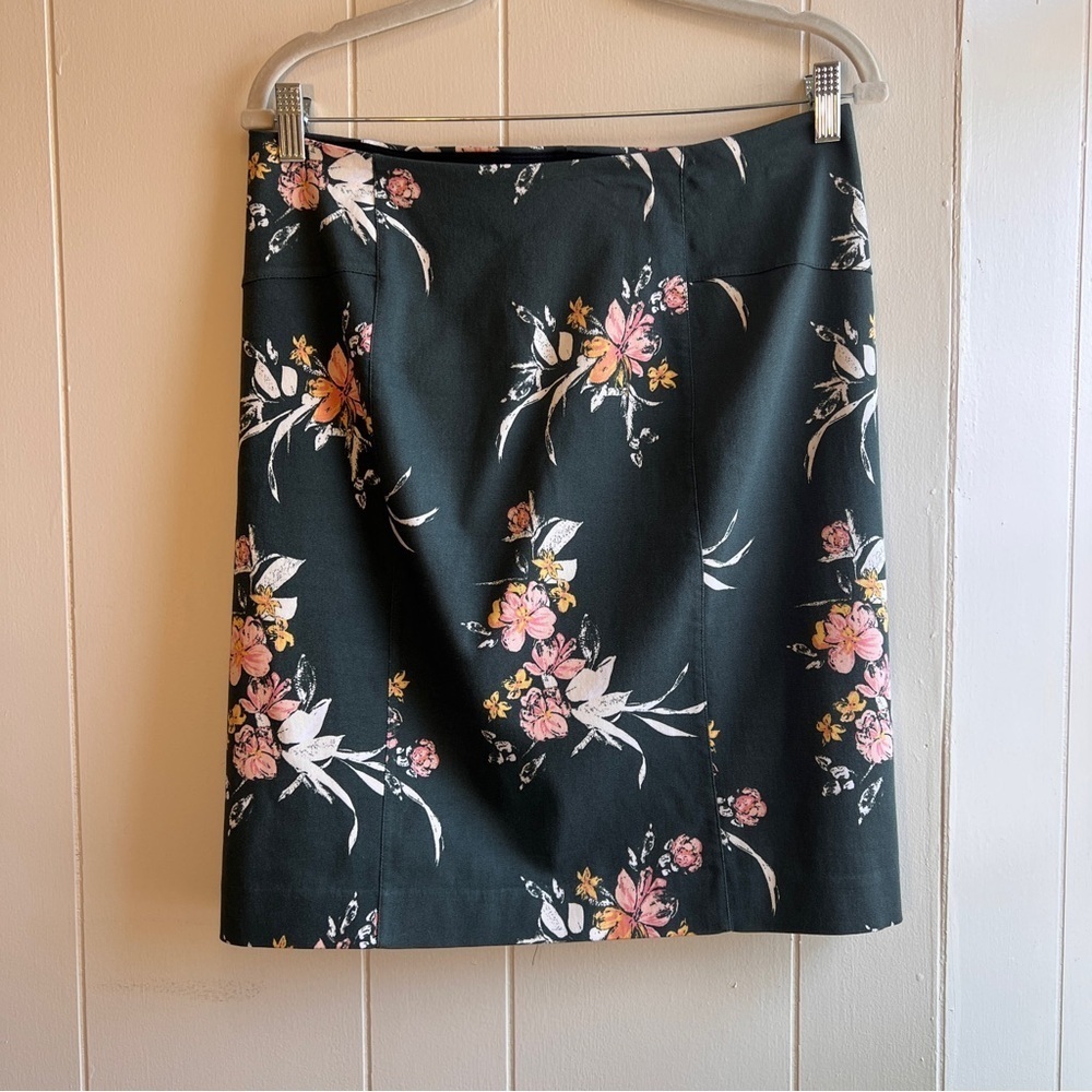 Lysse New York Mini Floral Spring Green Skirt Size XL